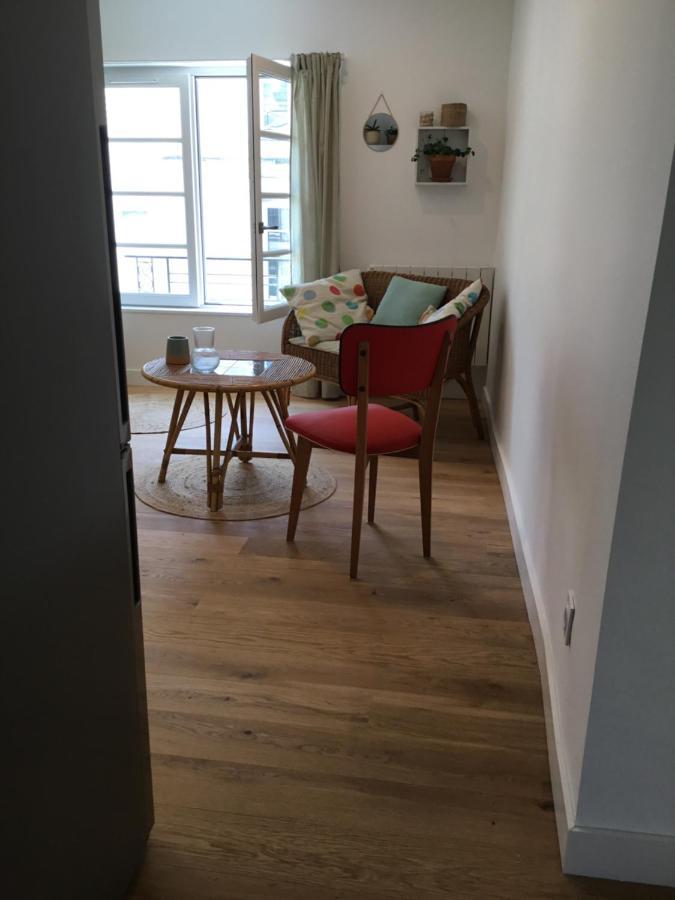 Verdun 2 Apartment ลาโรแชล ภายนอก รูปภาพ
