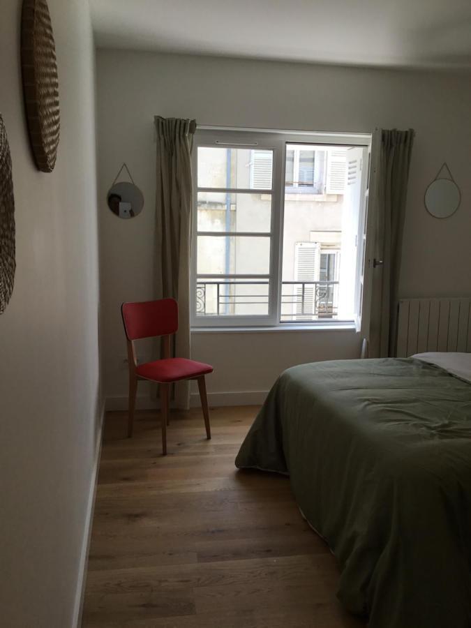 Verdun 2 Apartment ลาโรแชล ภายนอก รูปภาพ